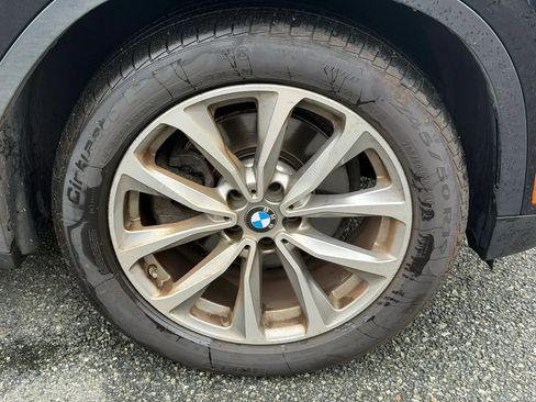 Used 2019 BMW X3 xDrive30i w/ Convenience Package AWD/4WD image 9