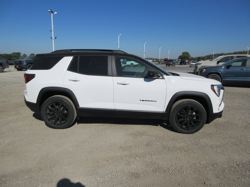 New 2027 GMC Terrain Elevation w/ Elevation Premium Package AWD/4WD image 3