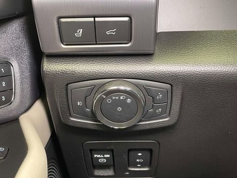 Used 2020 Ford Expedition Max Platinum image 41