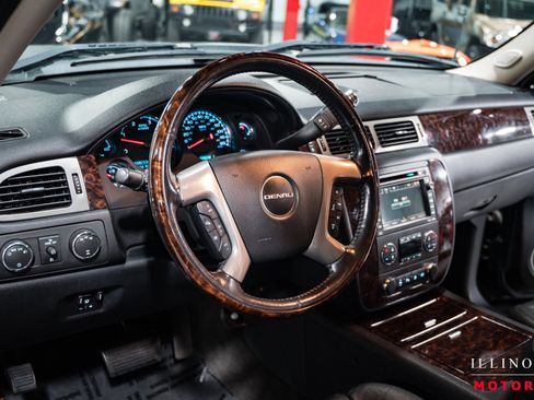 Used 2011 GMC Sierra 3500 Denali image 18