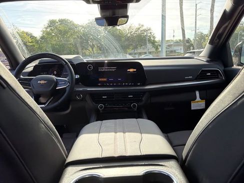 New 2026 Chevrolet Suburban High Country AWD/4WD image 27