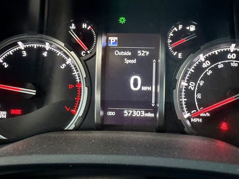 Used 2021 Toyota 4Runner TRD Off-Road Premium image 15