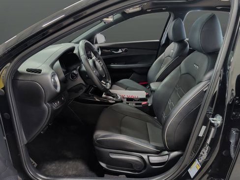 Used 2024 Kia Forte GT-Line w/ GT-Line Premium Package FWD image 7