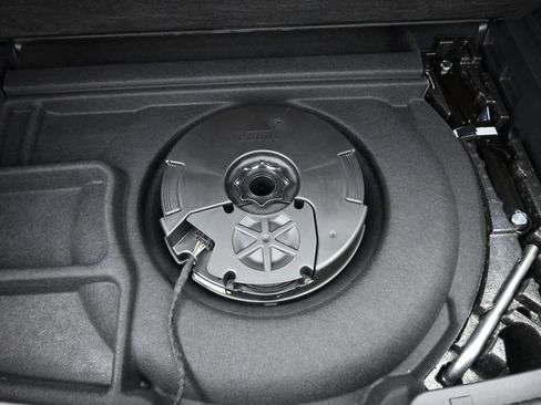 New 2025 Volkswagen Atlas Cross Sport SEL Premium R-Line image 24