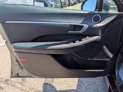 Used 2025 Hyundai Sonata SEL FWD image 15