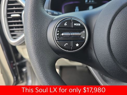 Used 2024 Kia Soul LX w/ Option Group 015 image 23