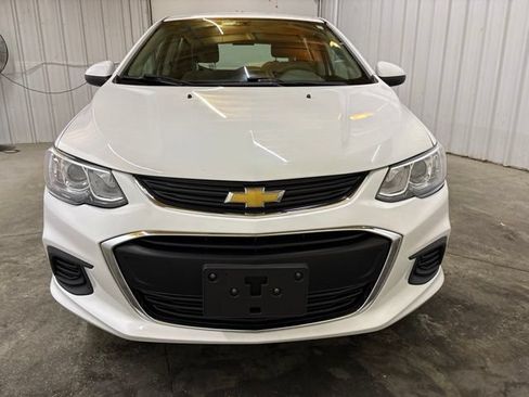 Used 2017 Chevrolet Sonic LT FWD image 2
