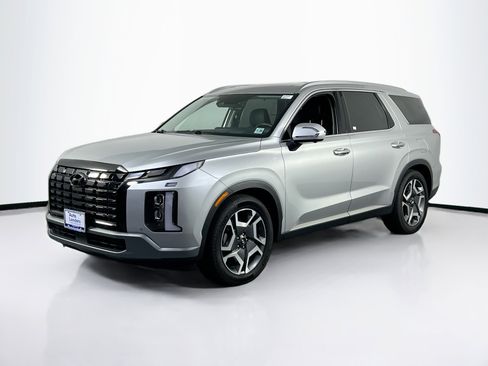 Used 2023 Hyundai Palisade Limited AWD/4WD image 1