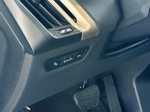 Used 2026 BMW iX xDrive60 image 10