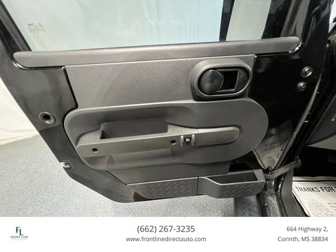Used 2010 Jeep Wrangler Unlimited Sport RWD image 12