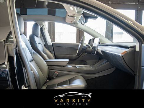 Used 2023 Tesla Model Y Long Range AWD/4WD image 19