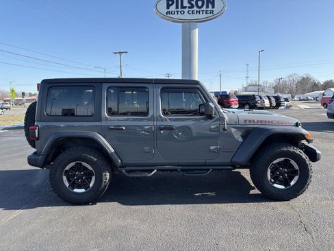 Used 2018 Jeep Wrangler Unlimited Rubicon w/ Dual Top Group image 22
