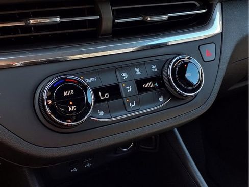 New 2026 Buick Envista Sport Touring w/ Convenience I Package FWD image 7