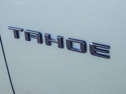 Used 2023 Chevrolet Tahoe Z71 w/ Luxury Package AWD/4WD image 28