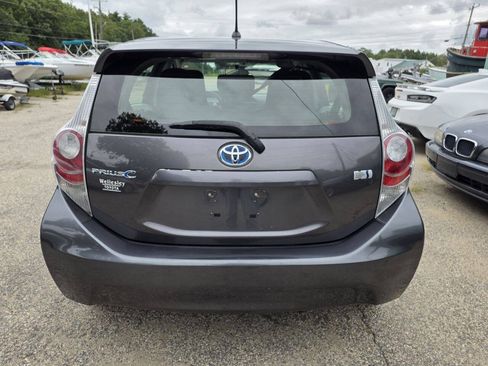 Used 2012 Toyota Prius C One FWD image 11