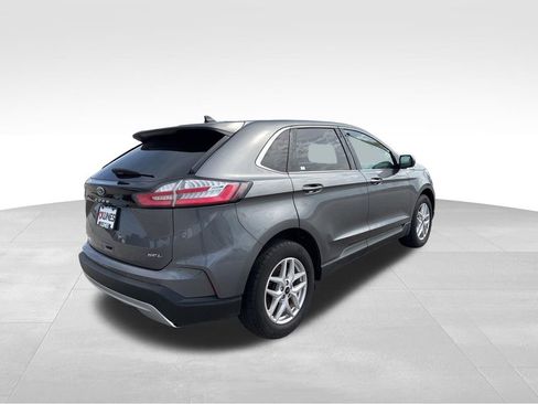 Used 2024 Ford Edge SEL image 11