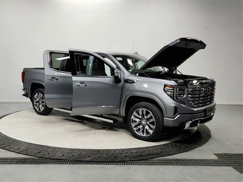 New 2026 GMC Sierra 1500 Denali image 9