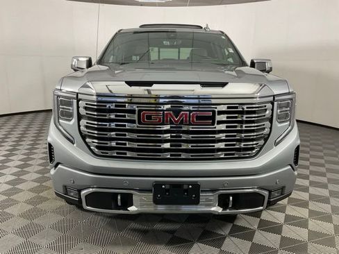 Used 2024 GMC Sierra 1500 Denali image 2