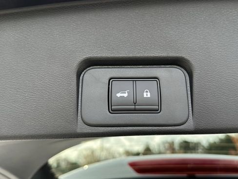 New 2026 Nissan Rogue SV w/ Cold Weather Package FWD image 15