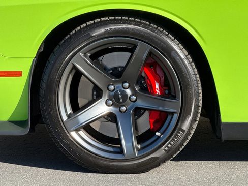 Used 2023 Dodge Challenger SRT Hellcat w/ Driver Convenience Group RWD image 23