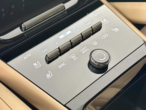 New 2026 Porsche Cayenne GTS AWD/4WD image 21