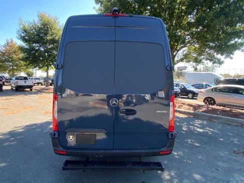 Used 2019 Mercedes-Benz Sprinter 170 image 4