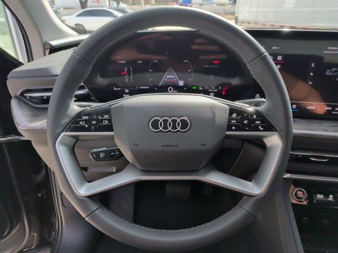 Used 2025 Audi Q5 Premium Plus AWD/4WD image 19