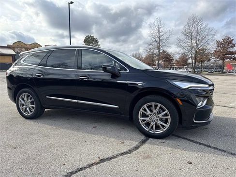 Used 2023 Buick Enclave Premium w/ Experience Buick Package image 7