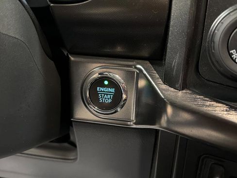 Used 2022 Ford F150 Lariat w/ Equipment Group 502A High image 15