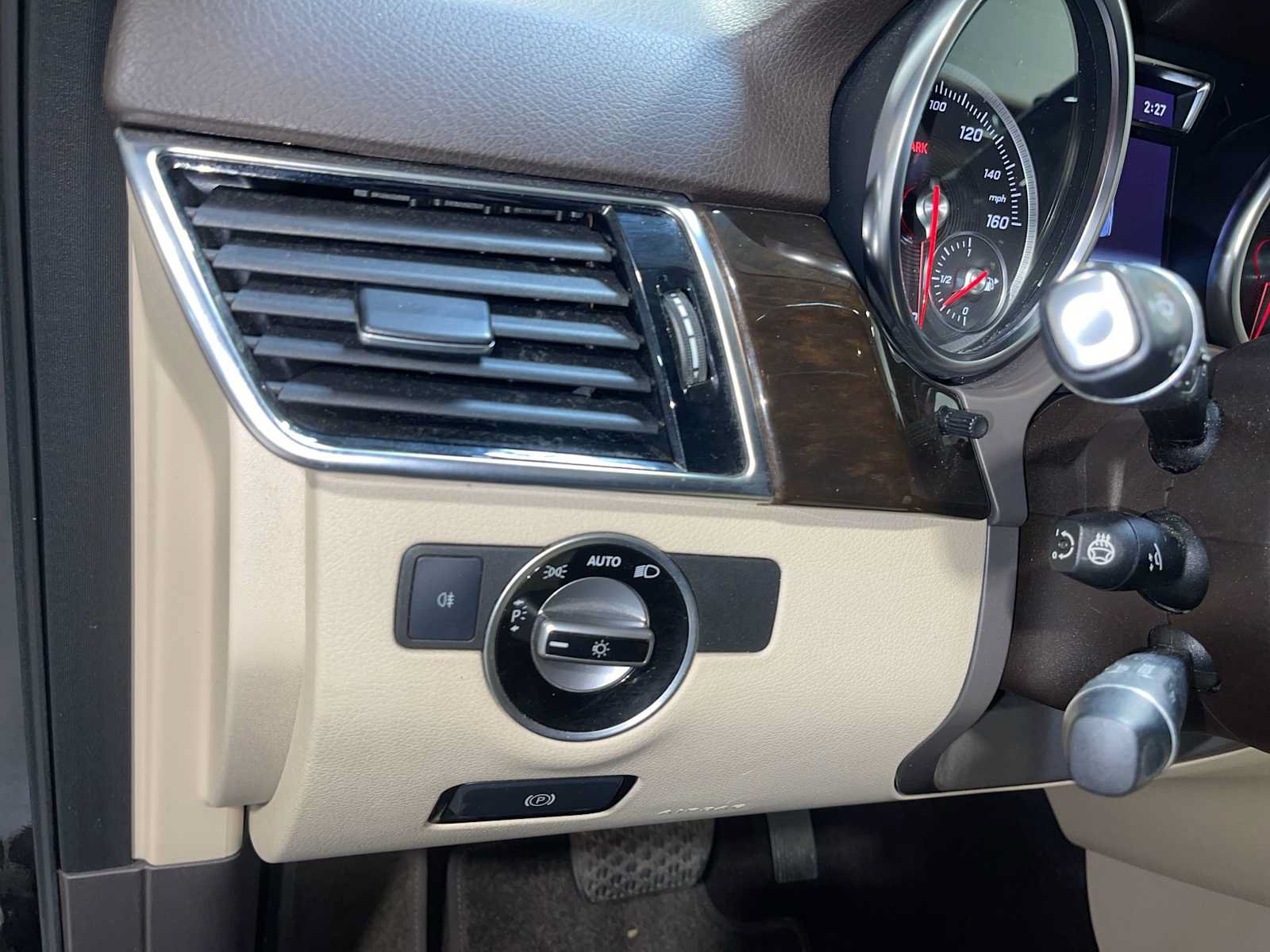 Used 2018 Mercedes-Benz GLE 350 4MATIC image 24