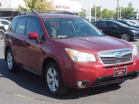 Used 2016 Subaru Forester 2.5i Premium image 3