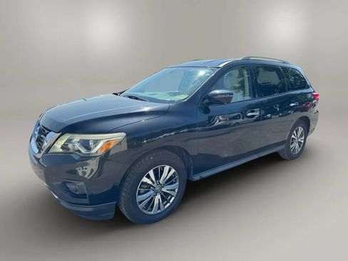 Used 2018 Nissan Pathfinder SL FWD image 4