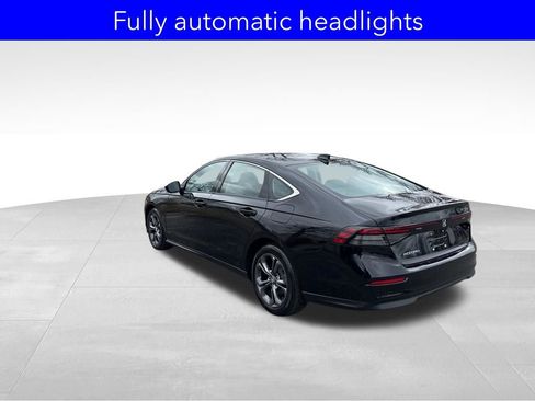 Certified 2023 Honda Accord EX image 8
