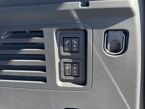 New 2026 Chevrolet Traverse RS AWD/4WD image 13