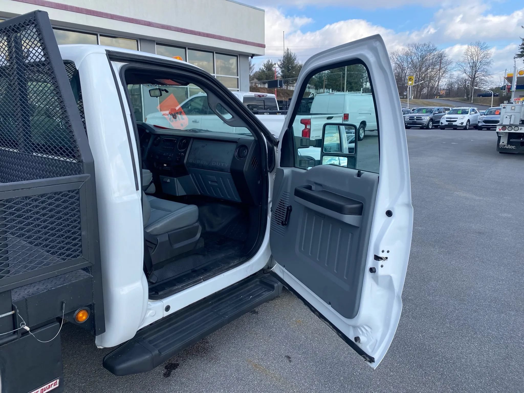 Used 2011 Ford F350 XL RWD image 18