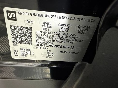 Used 2026 Chevrolet Equinox EV LT FWD image 35