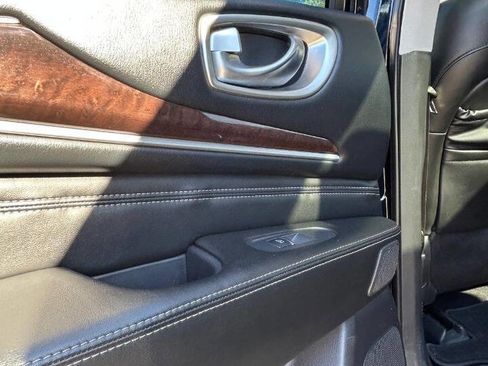 Used 2019 INFINITI QX60 Luxe w/ Sensory Package image 30