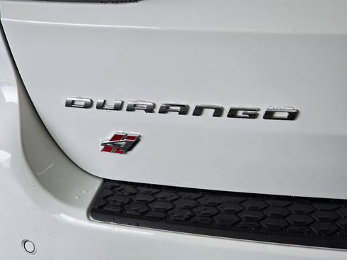 Used 2025 Dodge Durango GT AWD/4WD image 13