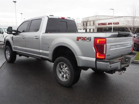 Used 2021 Ford F250 Platinum image 6