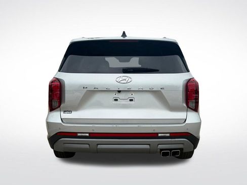 Used 2024 Hyundai Palisade SEL FWD image 4