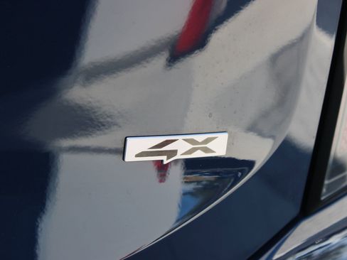 Used 2025 Kia Telluride SX Prestige image 21