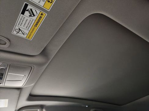 Used 2023 Acura MDX SH-AWD w/ Advance Package image 26
