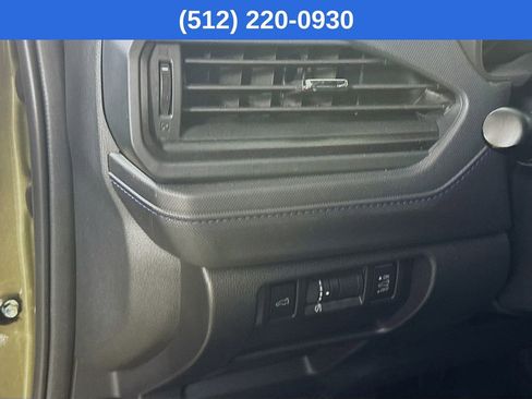 Used 2025 Subaru Forester Premium w/ Convenience Package #1 AWD/4WD image 11