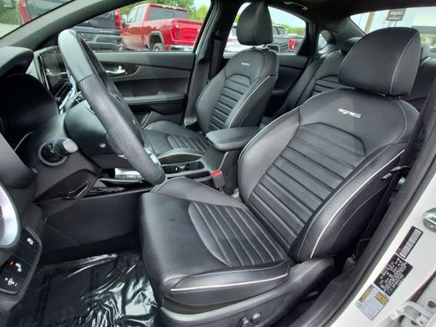 Used 2024 Kia Forte GT-Line w/ GT-Line Premium Package FWD image 10