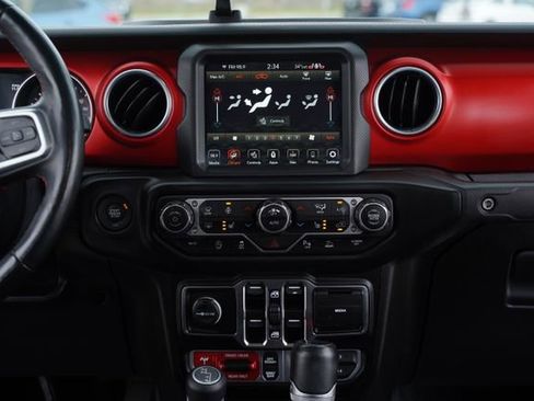 Used 2020 Jeep Gladiator Rubicon AWD/4WD image 29