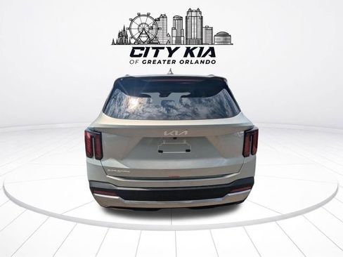 New 2026 Kia Sorento S FWD image 5