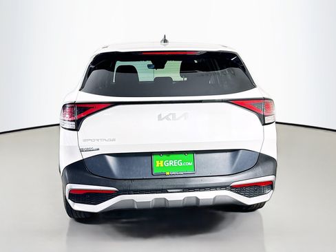 Used 2024 Kia Sportage LX FWD image 8