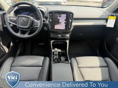 New 2026 Volvo XC40 B5 Plus w/ Protection Package Premier
