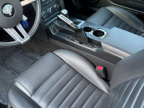 Used 2006 Ford Mustang GT image 8