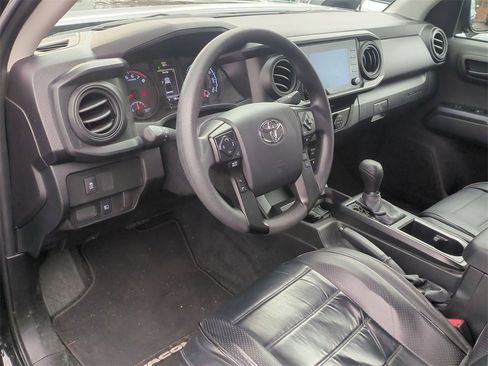 Used 2023 Toyota Tacoma SR image 12